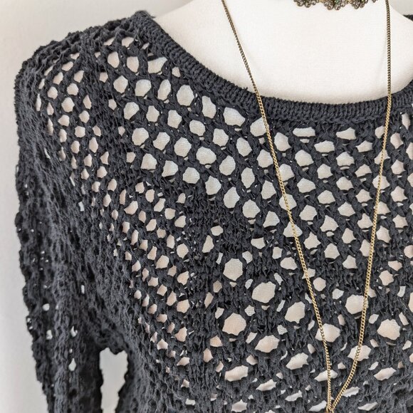 BCBGMaxAzria Black Chunky Long Bell Sleeve Cropped Oversized Slouchy Sweater - Picture 4 of 7